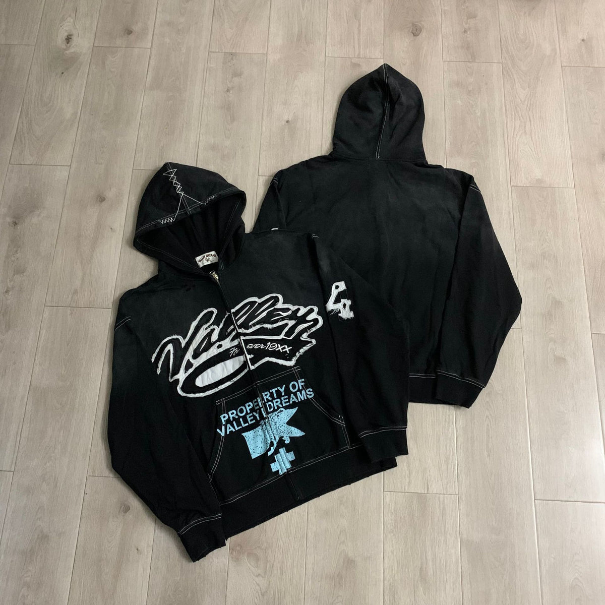 Vale Lives 2026 Fall/Winter Full-Zip Hoodie Collection