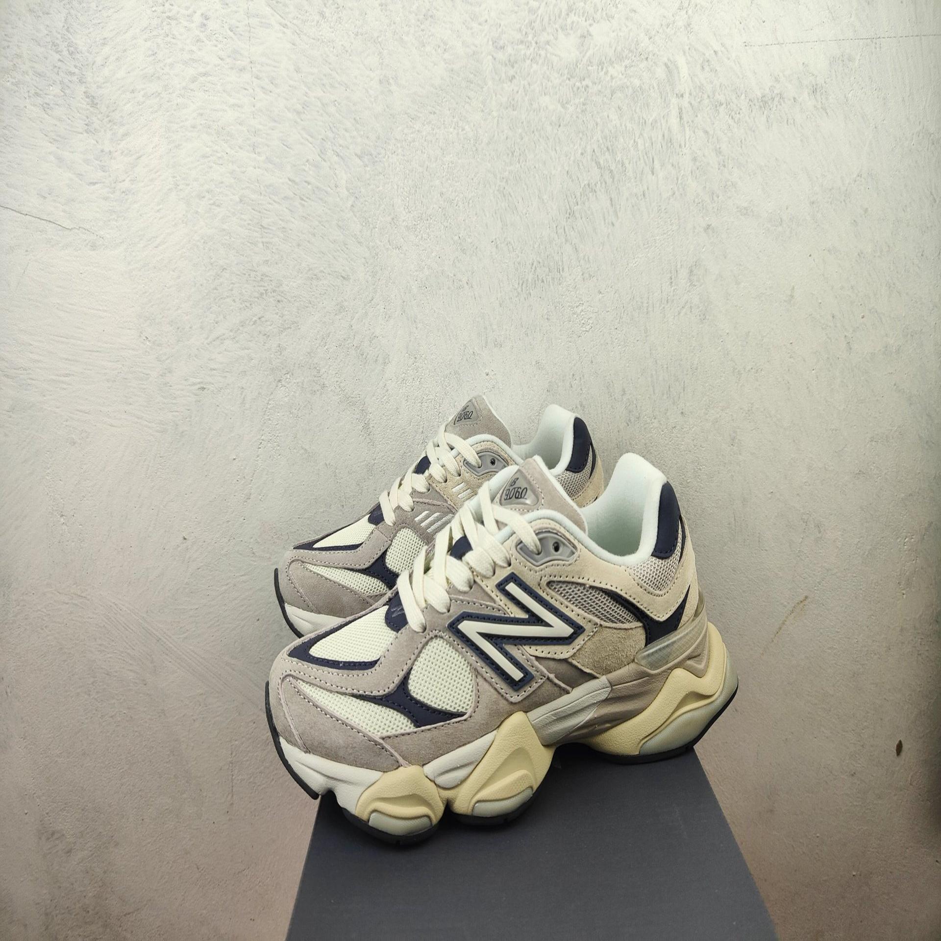 Suede Mesh Runner Collection