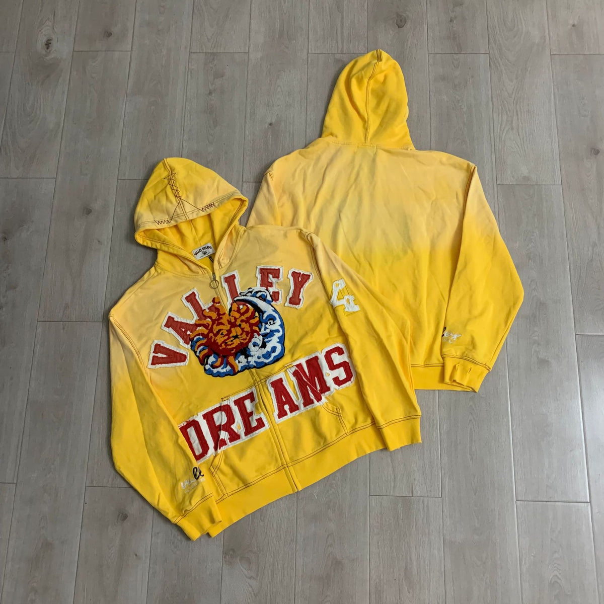 Vale Lives 2026 Fall/Winter Full-Zip Hoodie Collection