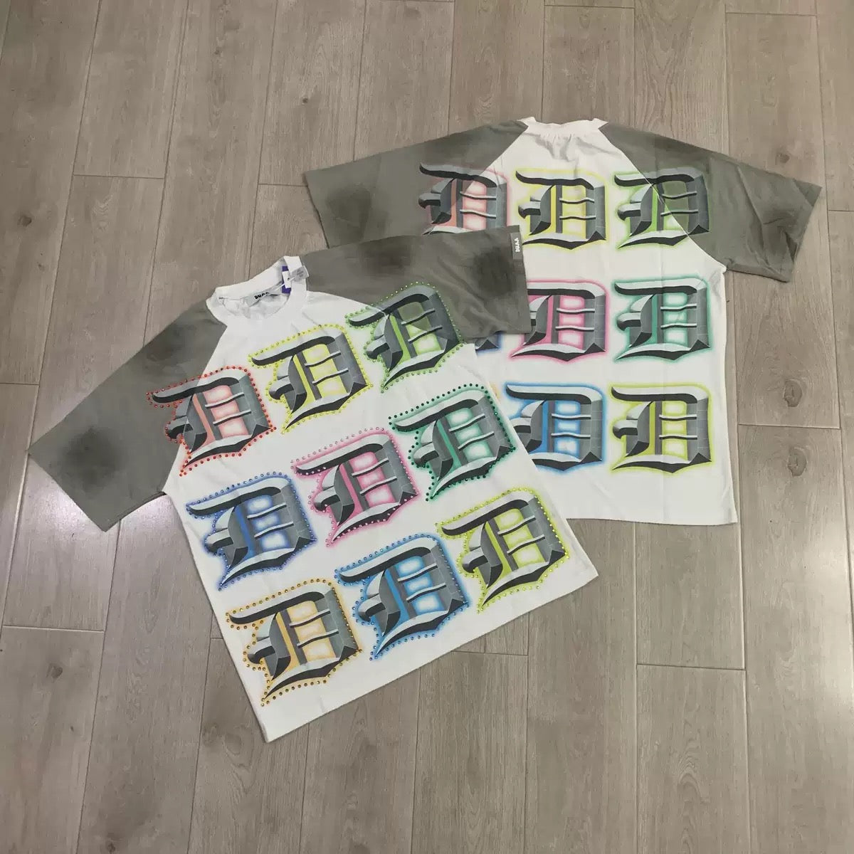 DUAA 2026SS Distressed Rhinestone Tee