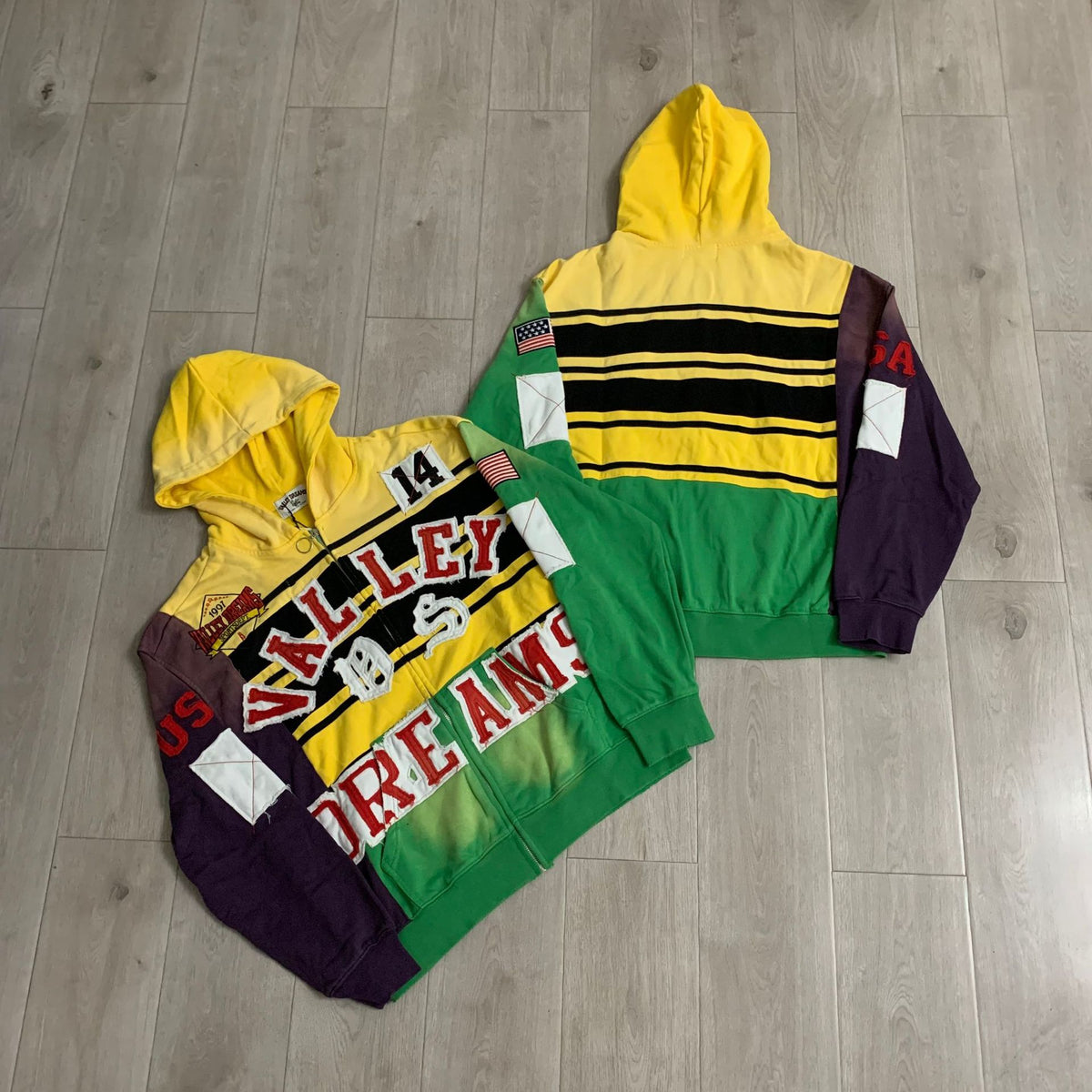 Vale Lives 2026 Fall/Winter Full-Zip Hoodie Collection