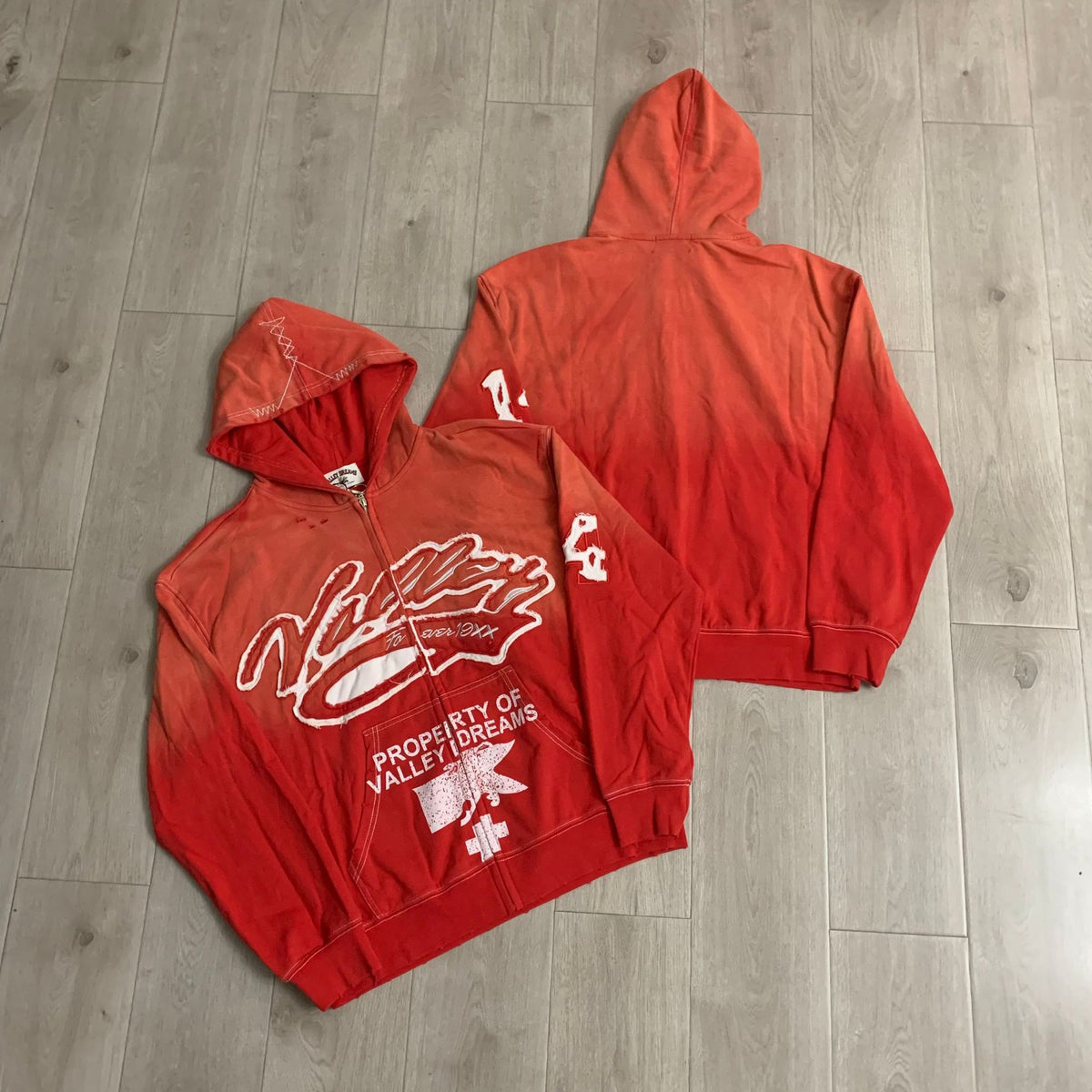 Vale Lives 2026 Fall/Winter Full-Zip Hoodie Collection